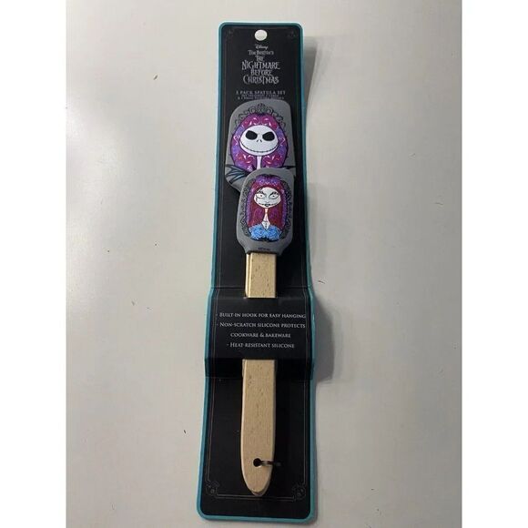 Disney Tim Burton's The Nightmare Before Christmas 2 Pk Silicone Spatula Set NEW - Picture 1 of 9